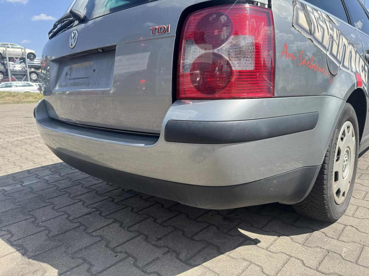 VW Passat 3BG original Stossf&auml;nger Sto&szlig;stange hinten Kombi/Variant LD7W Urban Grey Metallic Bj.2004